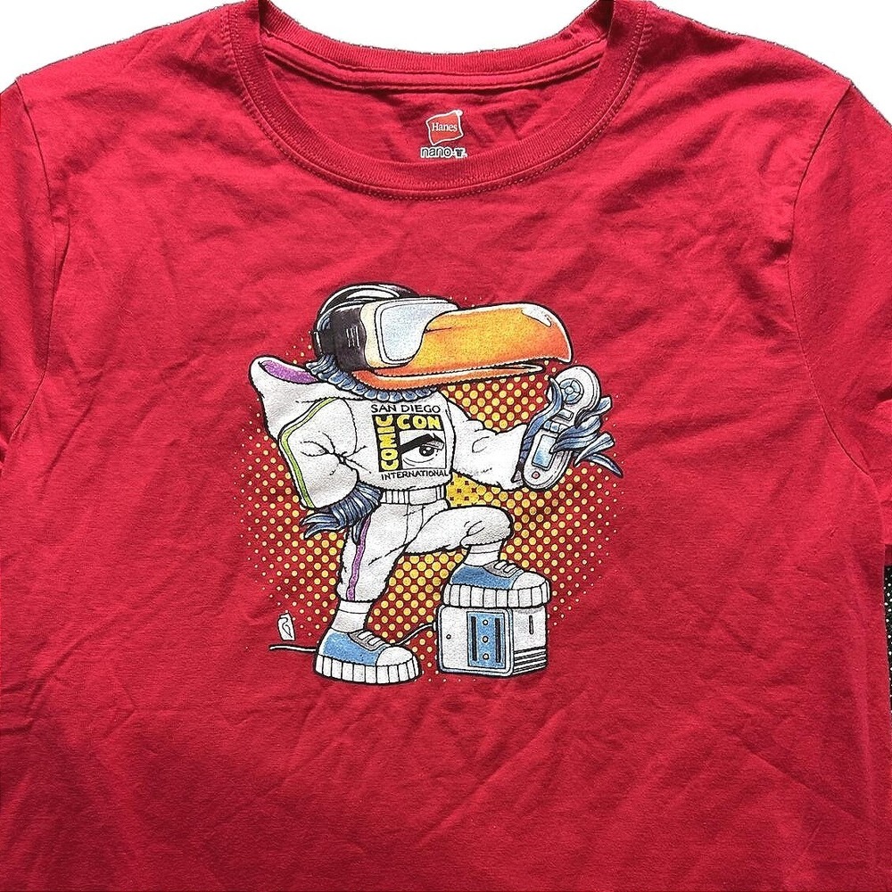 [RARE] 2016 Hanes SDCC San Diego Comic Con Captain Marvel Reveal Red Shirt M
